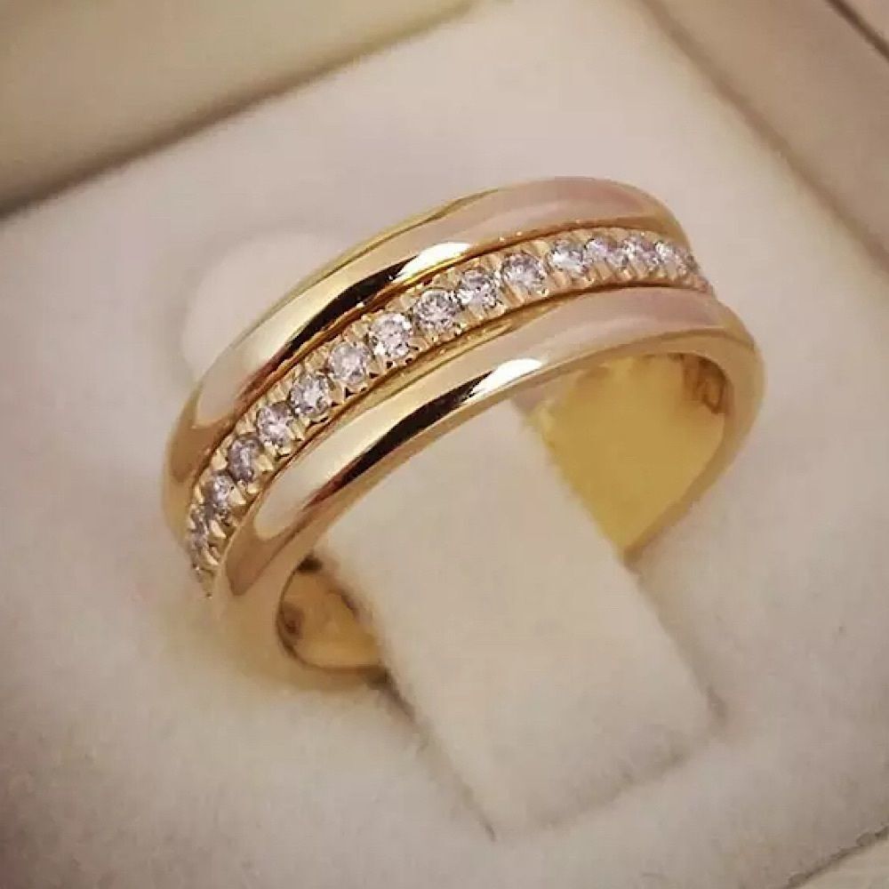 ❤️094❤️. 14K YELLOW GOLD & DIAMOND RING @BobbisDaughters - Picture 3 of 12